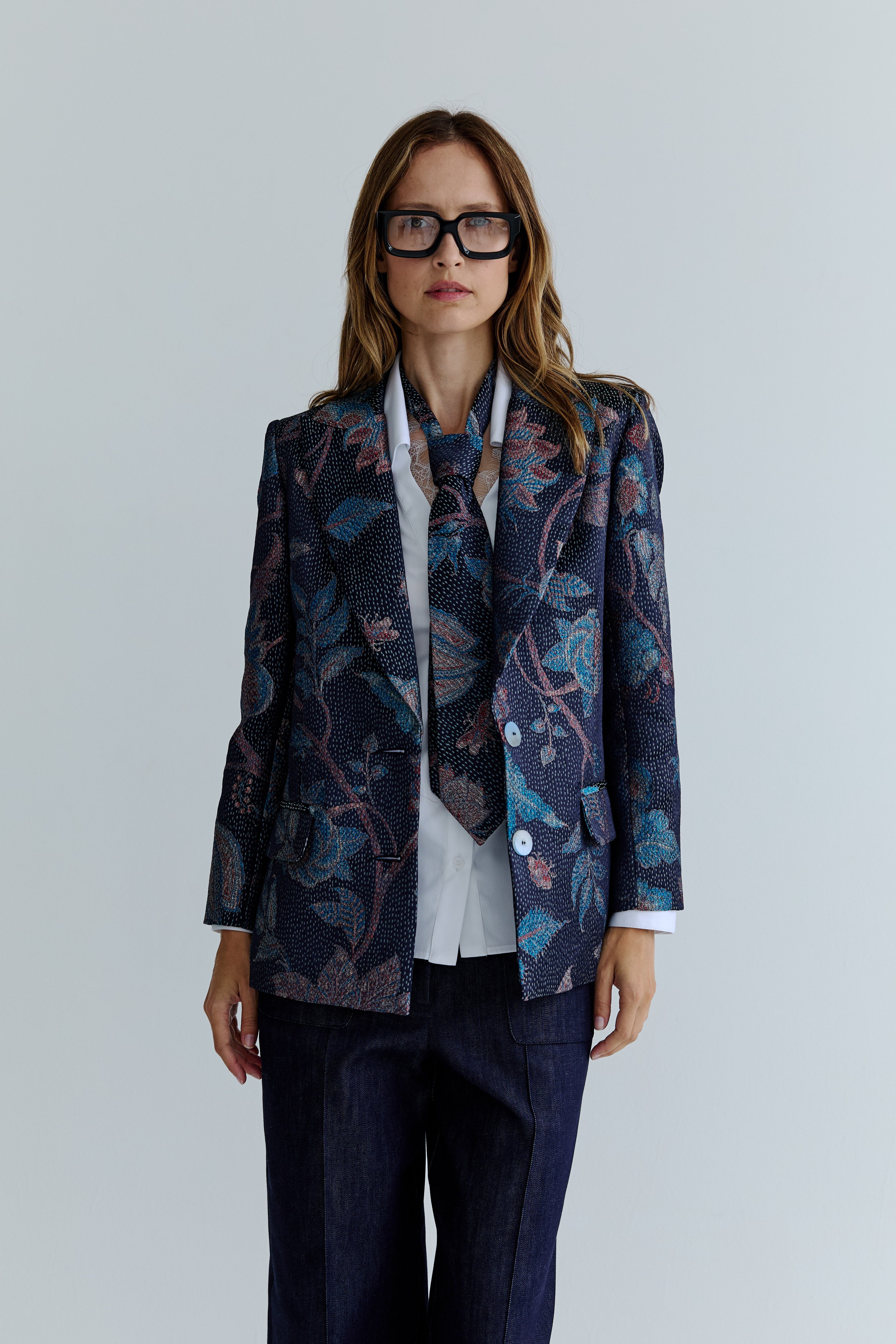 Violeta Tie
