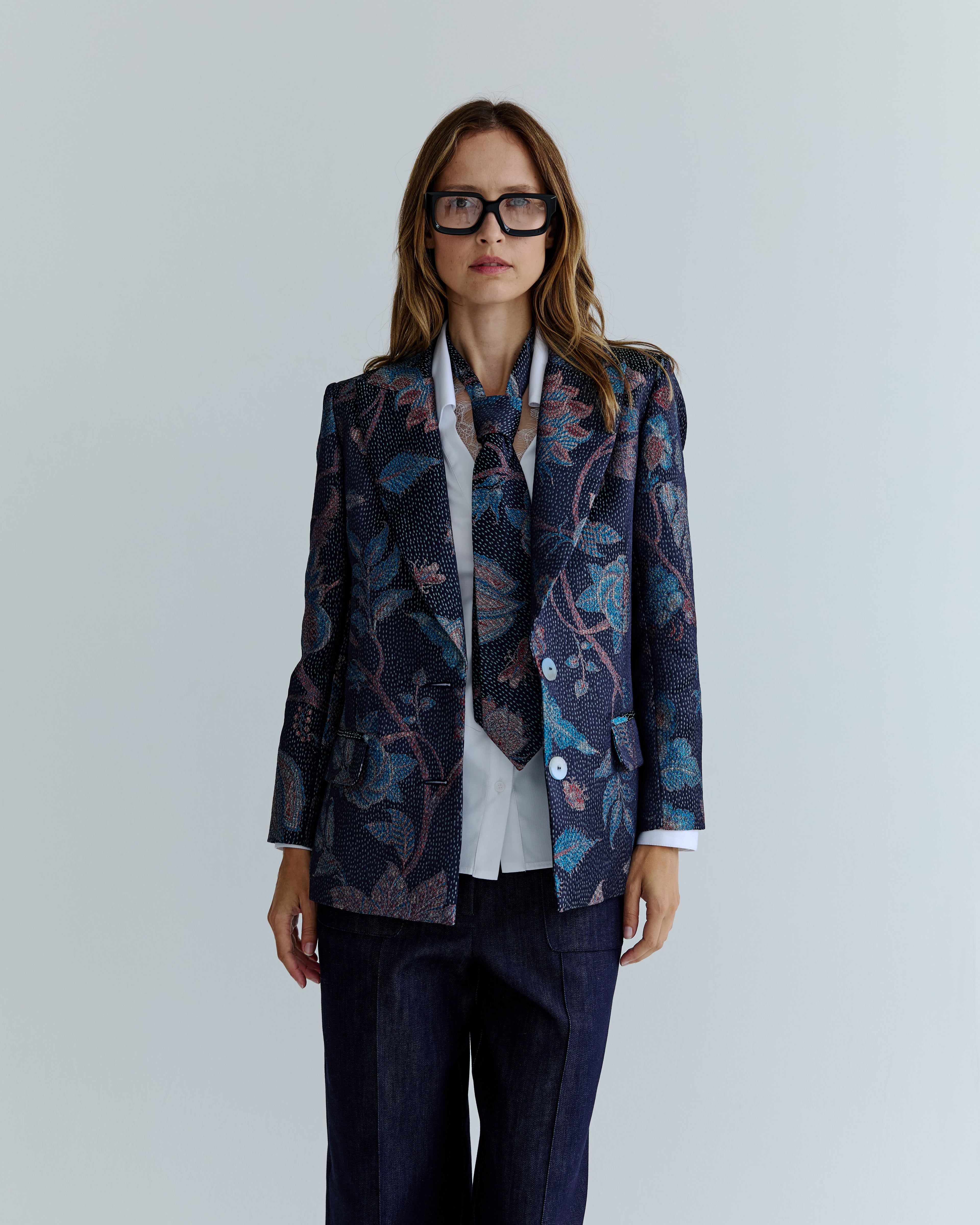 Violeta Tie