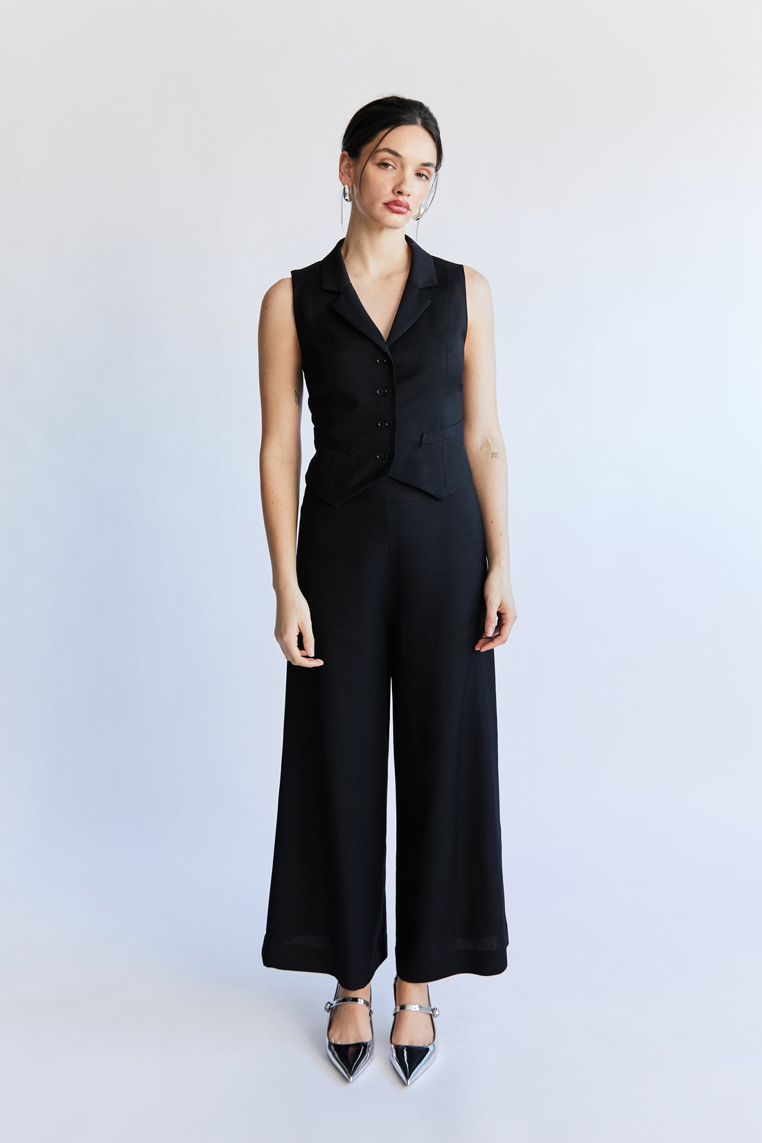 Camille Vest - Black