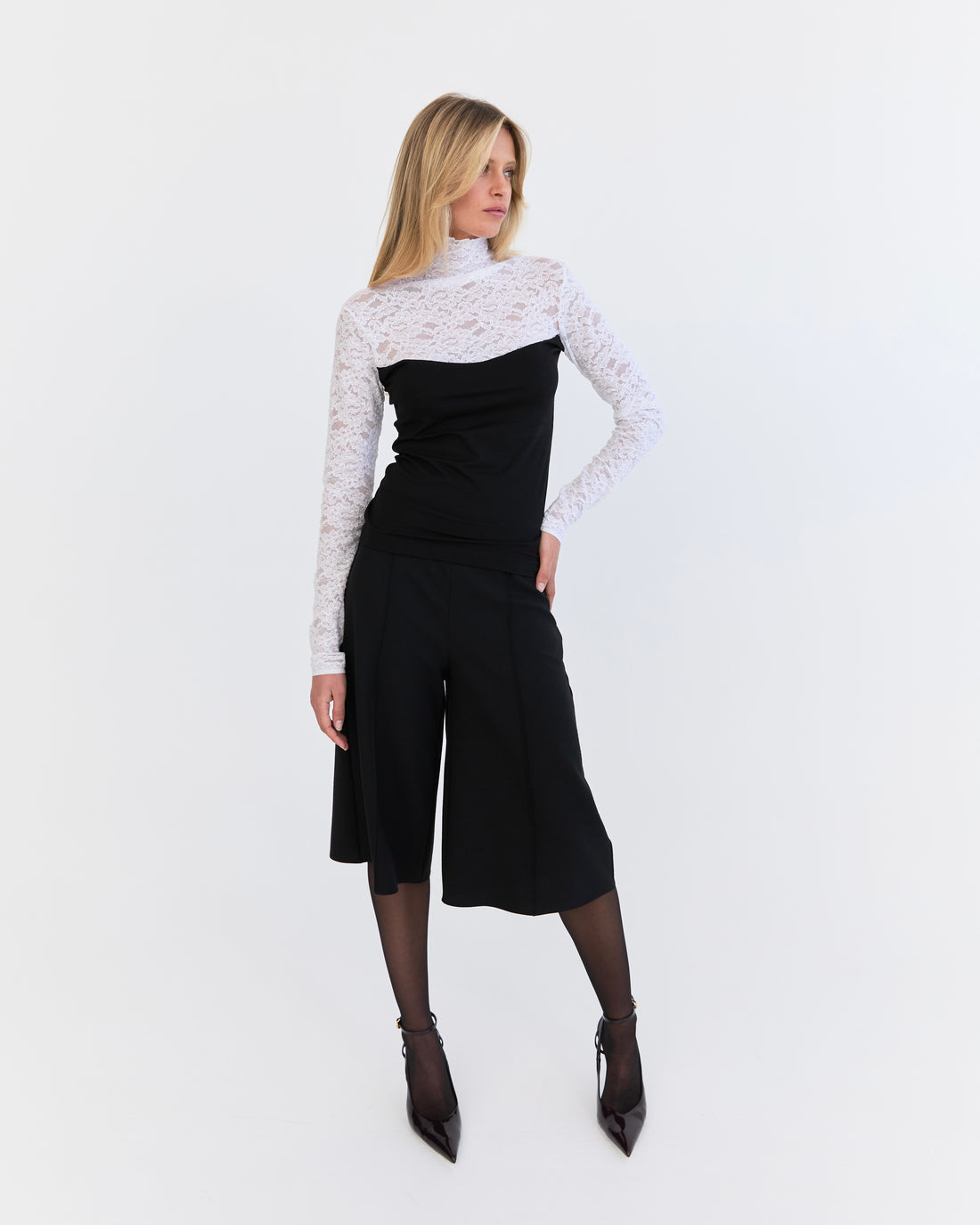 Amelie Lace Jersey Skive - Black &amp; White