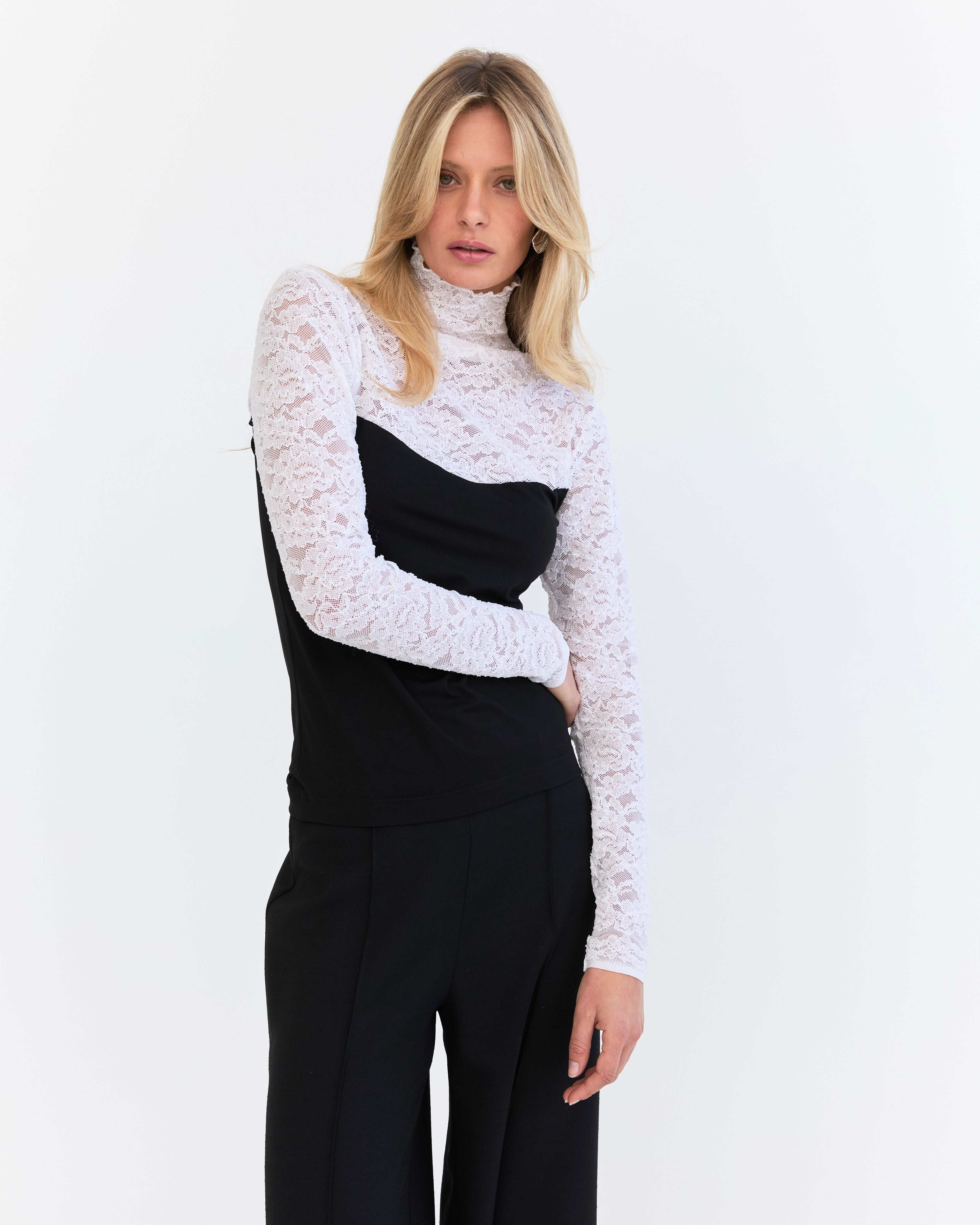 Amelie Lace Jersey Skive - Black &amp; White